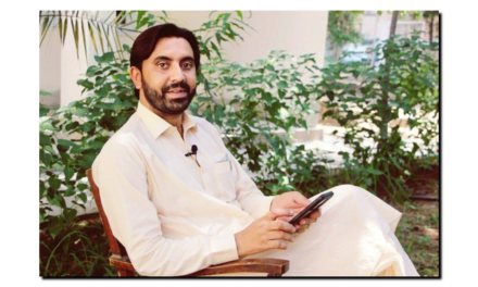 عجز و انکسار اور وضع داری کا پیکر، احسان یوسف زئی