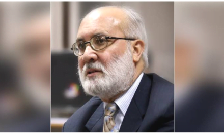 افغان اُمور کے ماہر اور سیاسی و سماجی تجزیہ نگار، رحیم اللہ یوسف زئی