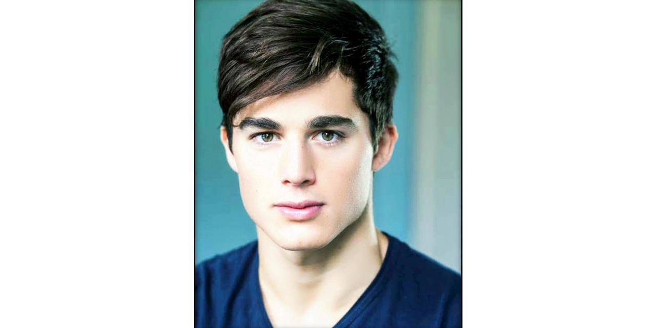 ملیے دنیا کے خوب صورت ترین لیکچرار سے