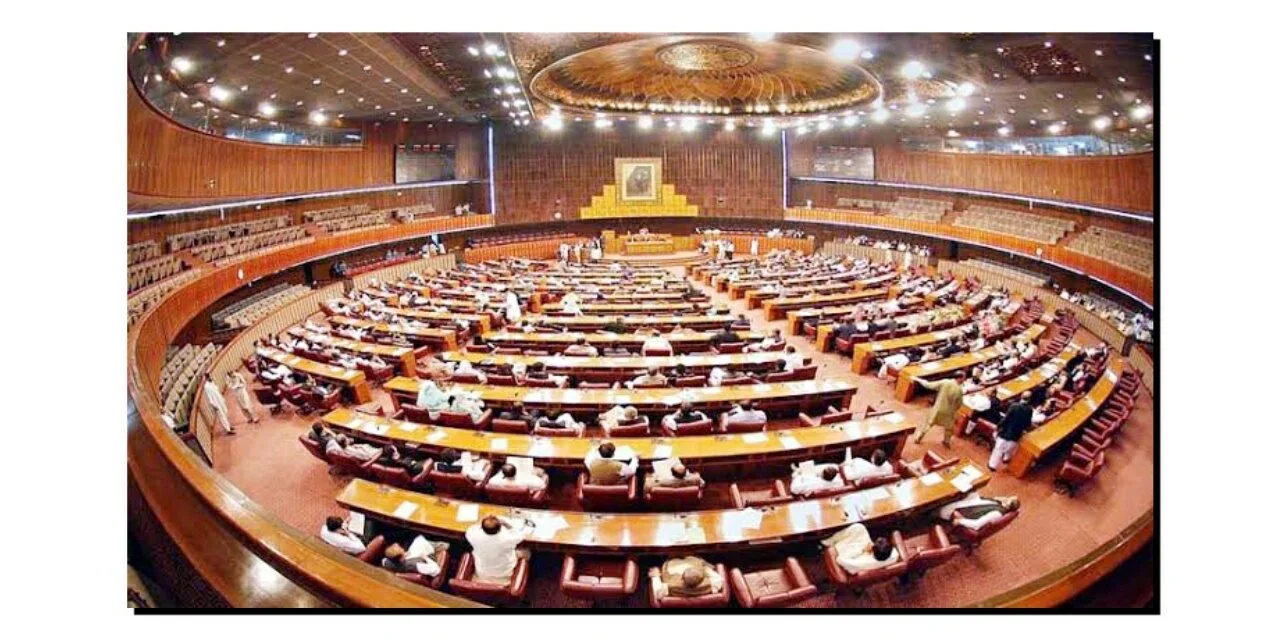 عام انتخابات کے بعد صدرِ مملکت 21 روز کے اندر اسمبلی اجلاس بلانے کے پابند
