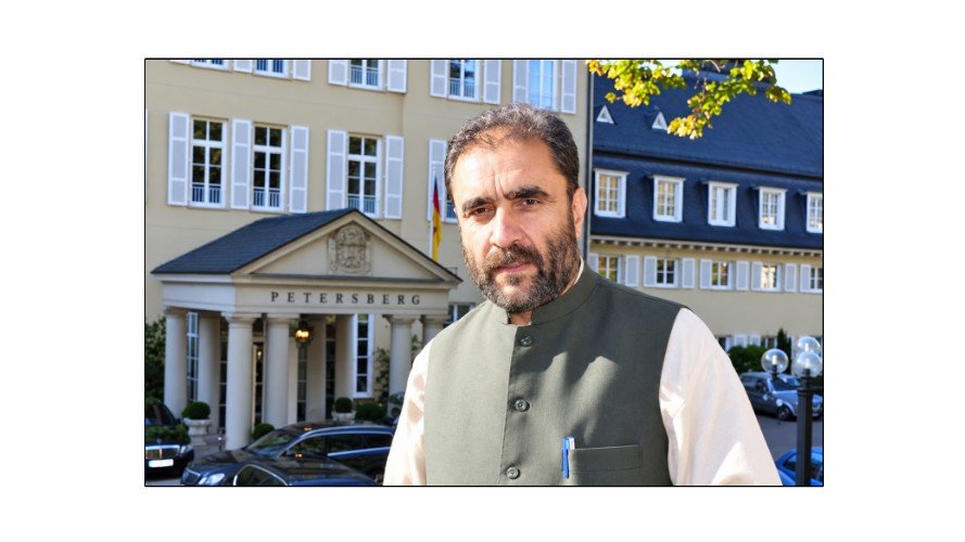 لائق زادہ لائق، ایک ہمہ جہت ادبی شخصیت